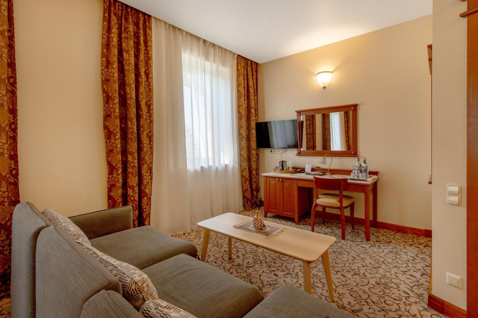 Pazaislis Park Hotel Kaunas Eksteriør bilde