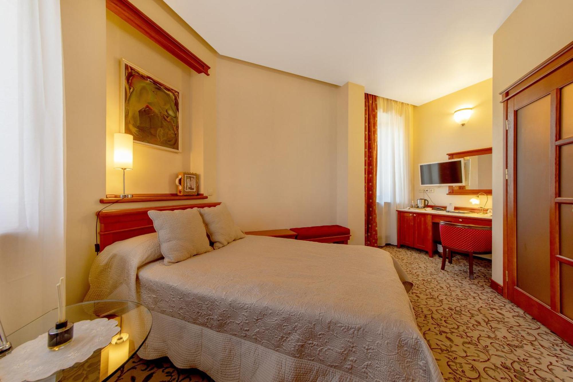 Pazaislis Park Hotel Kaunas Eksteriør bilde